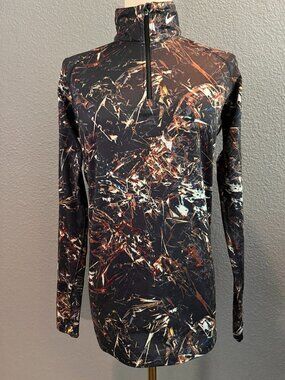 NIKE PRO COMBAT THERMA-FIT DRI-FIT WOMEN'S FITTED 1/4 ZIP PULL OVER in CAMO -